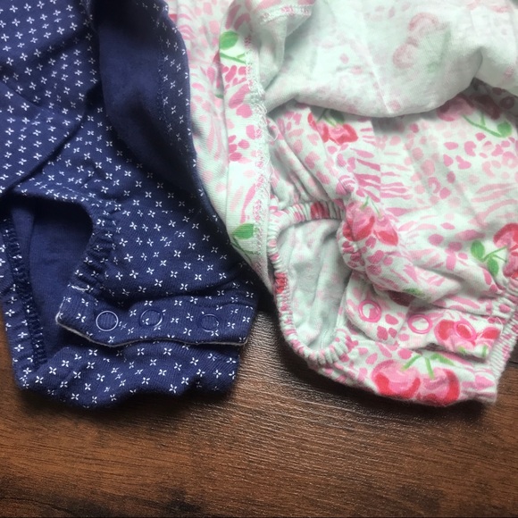 Baby girl dresses bundle (2) - Picture 2 of 3